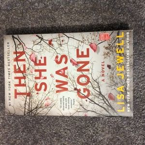 The she was gone by: Lisa Jewell